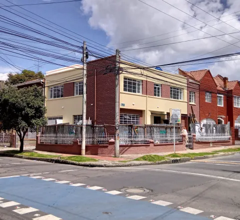 Obras en Centro de Arte Escénico La Futilería